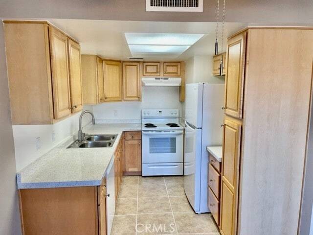 Building Photo - 51085 Eisenhower Dr