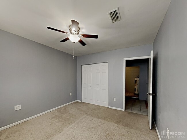 Building Photo - 152 Mante Dr