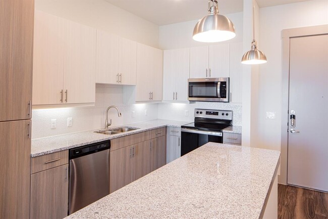 Building Photo - 888 N Zang Blvd