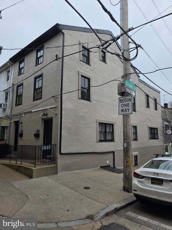 Building Photo - 4338 Cresson St