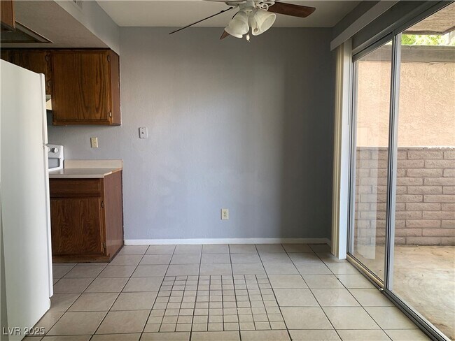 Building Photo - 2752 Eldora Cir