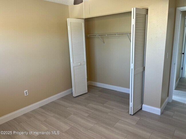 Building Photo - 12474 Drayton Dr