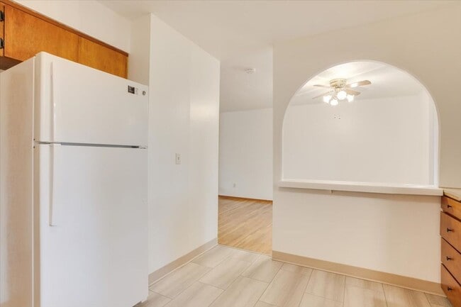 Building Photo - Charming 3 bedroom 3 bathroom house in Tigard!