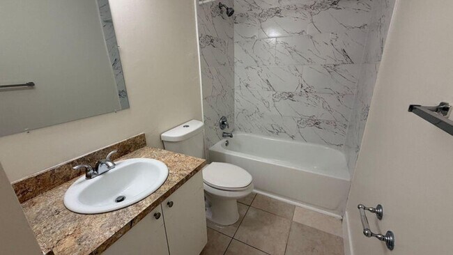 Building Photo - 4774 Orleans Ct