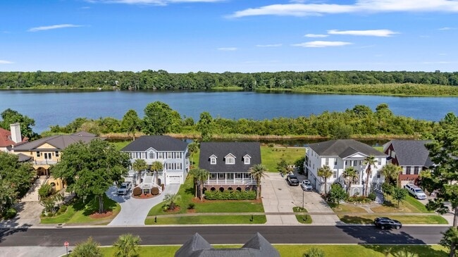 Building Photo - 1733 Indigo Island Dr