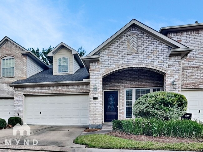 Building Photo - 1127 Enclave Sq E