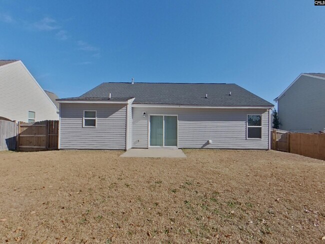 Building Photo - 474 Finch Ln