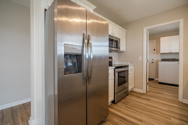 Building Photo - 505 Park Pl