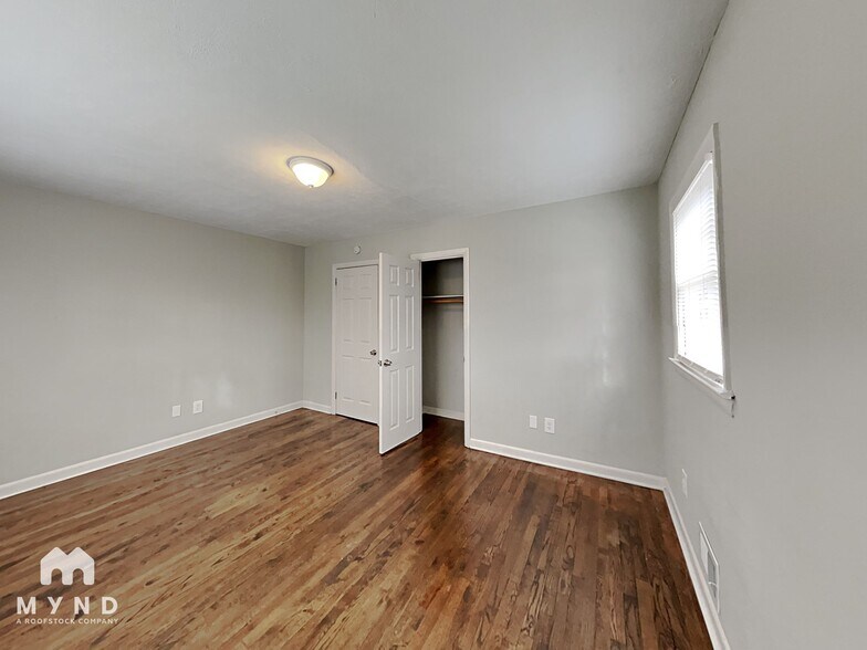 Building Photo - 7614 Connell Dr