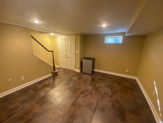 Building Photo - 22 Mt Vernon Ave