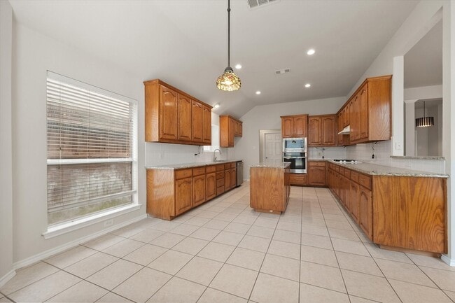 Building Photo - 6103 Sea Island Trail
