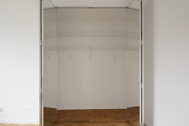Building Photo - 161 W 61st St
