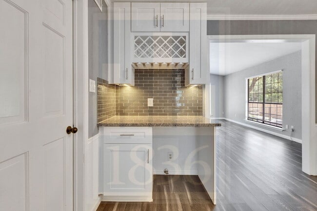 Building Photo - 11301 Taterwood Dr