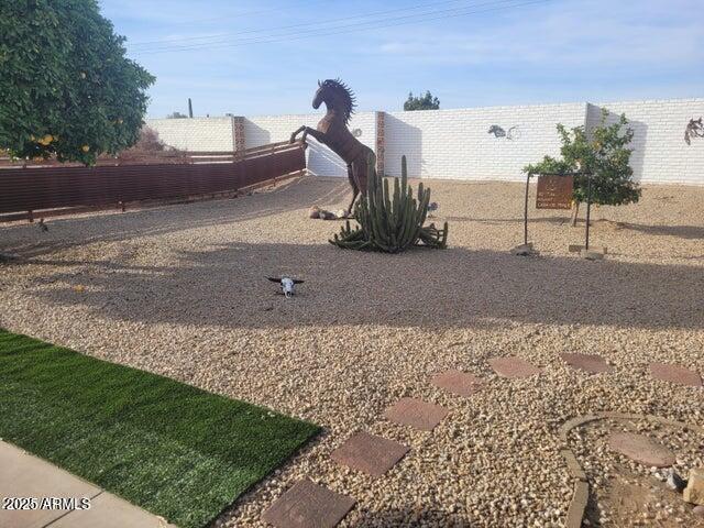 Building Photo - 9702 W Campana Dr