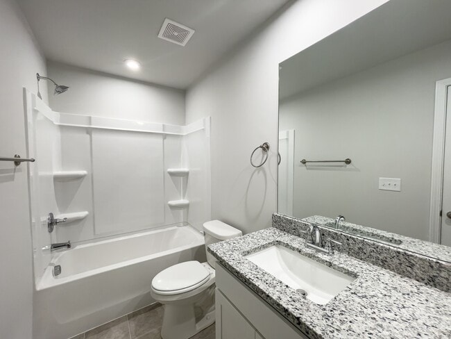 Building Photo - 105 Paddock Glen Dr