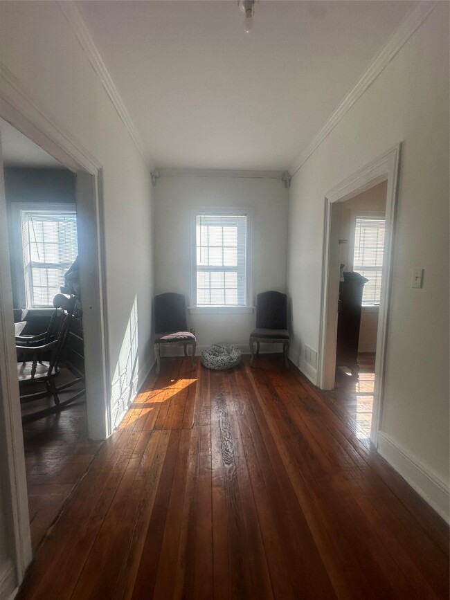 Building Photo - 1370 US-9