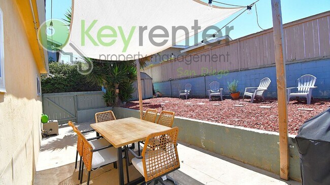 Building Photo - Traditional Duplex in Lemon Grove | Minutes from CA-94 FWY Acces