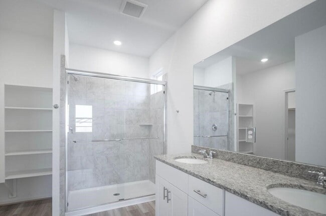 Building Photo - 8002 Horse Hvn Ln