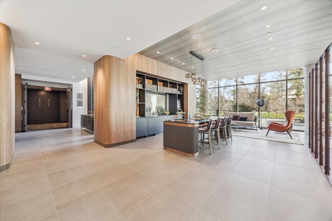 Building Photo - 1 Riva Row