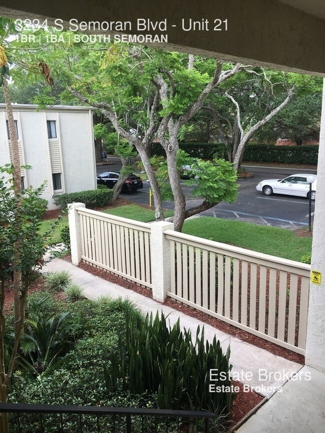 WIMBLEDON PARK CONDO 3234 S Semoran Blvd Orlando FL 32822 Apartment