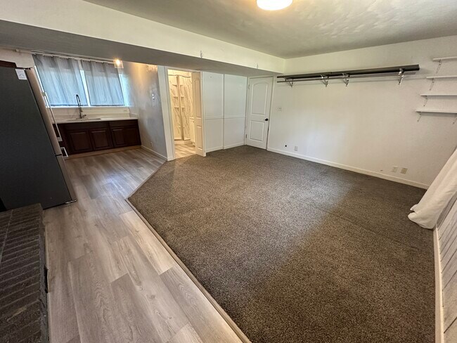 Building Photo - Orem - Single Family (Double kitchen)