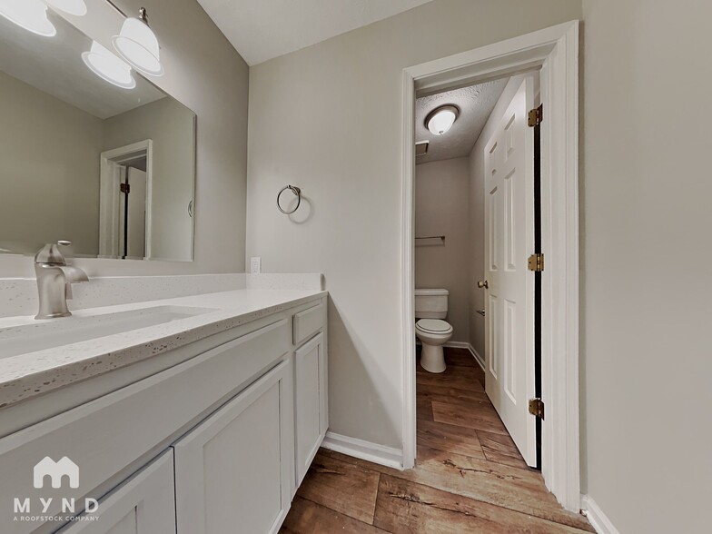 Building Photo - 4560 Coopers Creek Pl SE