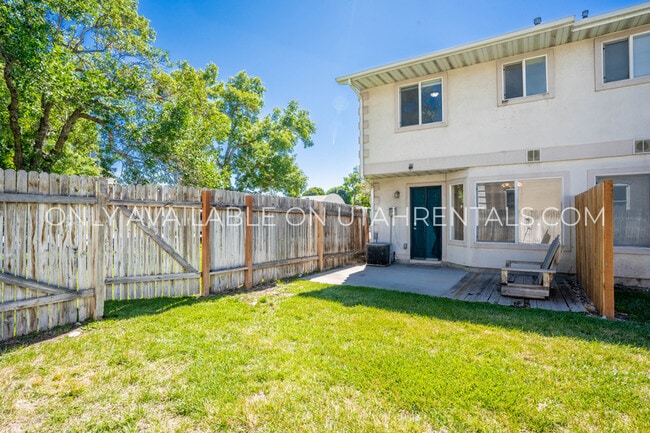 Building Photo - 74 S 100 W