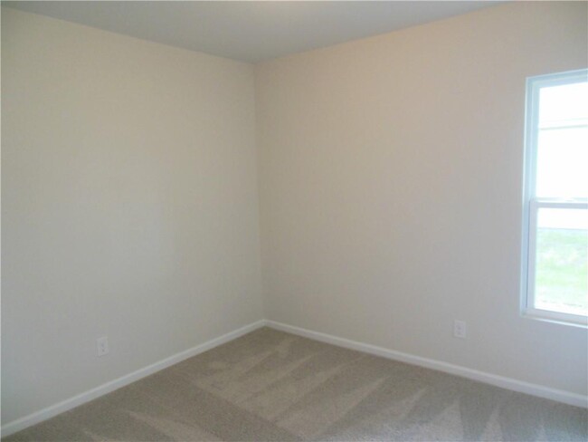 Building Photo - 208 Saddle Brooke Trace