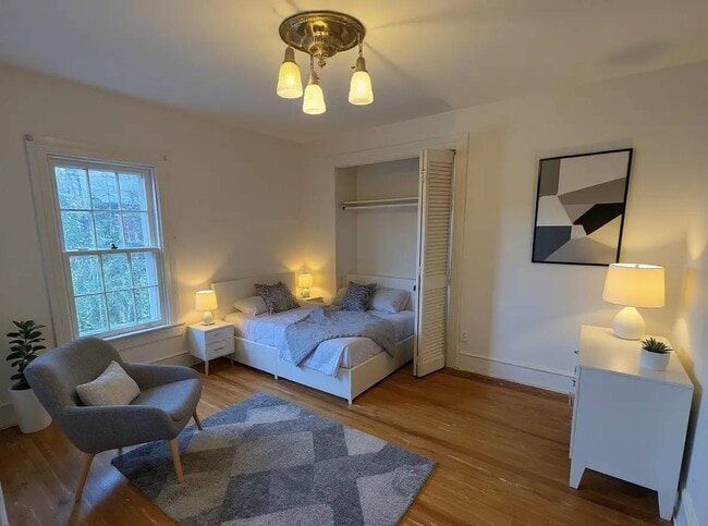 Building Photo - 6124 Old Dominion Dr