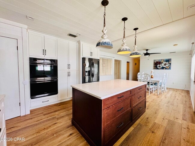 Building Photo - 916 Cobia Dr