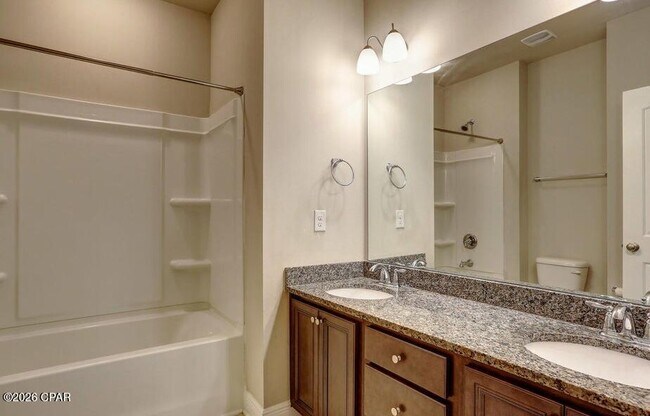 Building Photo - 107 N Shoreview Dr.