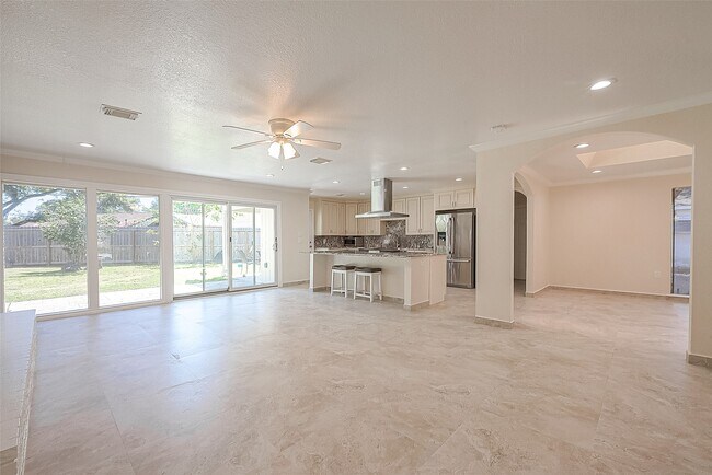 Building Photo - 3019 Stoney Brook Dr