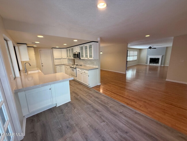 Building Photo - 1191 Calle Contento