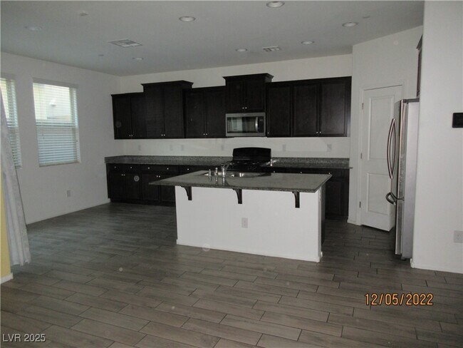 Building Photo - 10111 Trumbull Point Ct