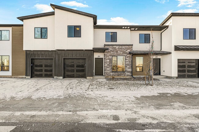 Building Photo - 2147 Pebble Brook Ct