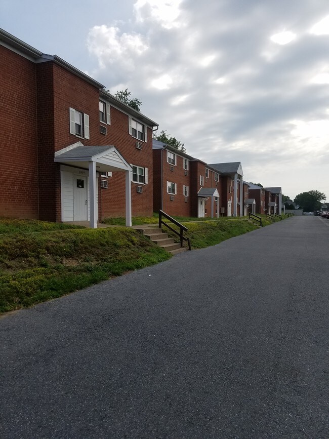 2510 Brookwood St 2510 Brookwood St Harrisburg PA 17104 Apartment