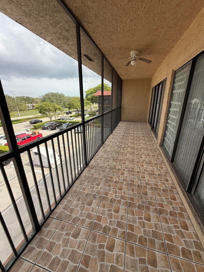 Building Photo - 2500 Coral Springs Dr