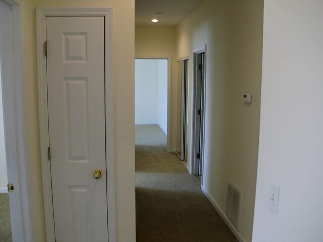 Building Photo - 1115 Kennesaw Ridge Rd