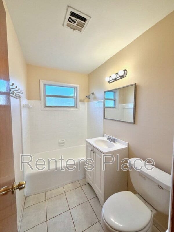 Building Photo - 4920 S Maybelle Ave