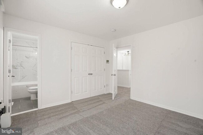 Building Photo - 9518 Blanchard Dr