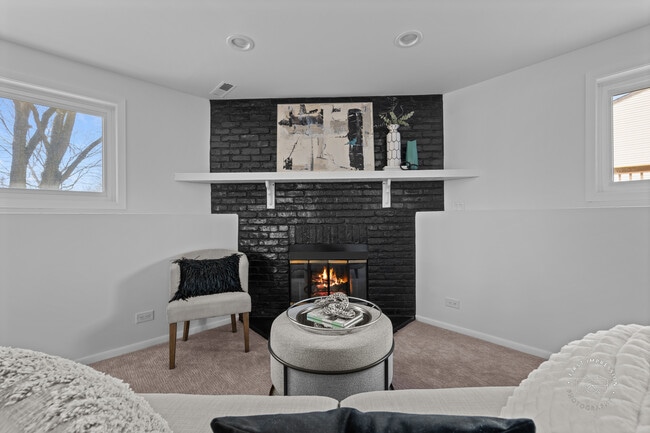 Building Photo - 2735 Springdale Cir