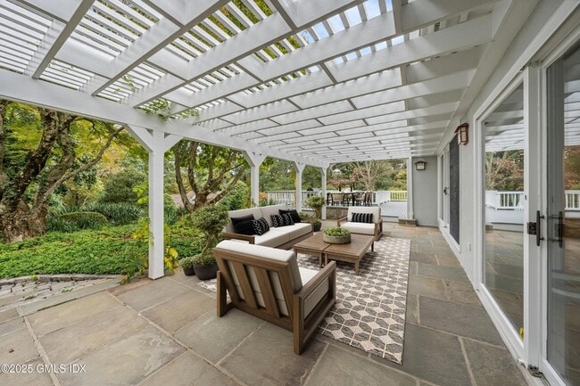 Building Photo - 21 Harkim Rd