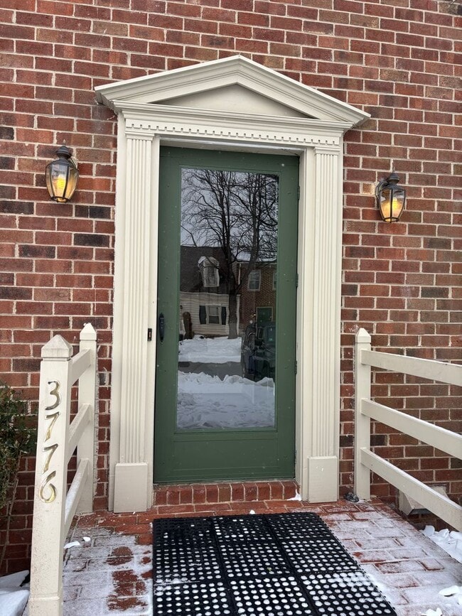 Building Photo - 3776 Kenwick Trail