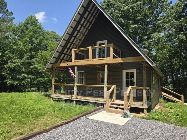 Building Photo - 6013 Bates Pike SE