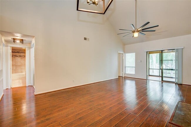 Building Photo - 4144 Greystone Way