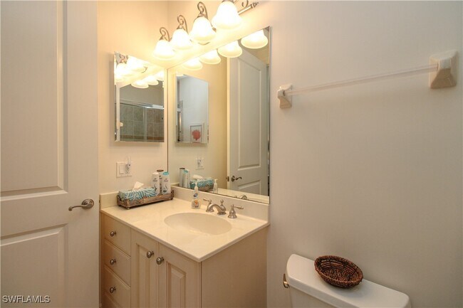 Building Photo - 2713 Callista Ct