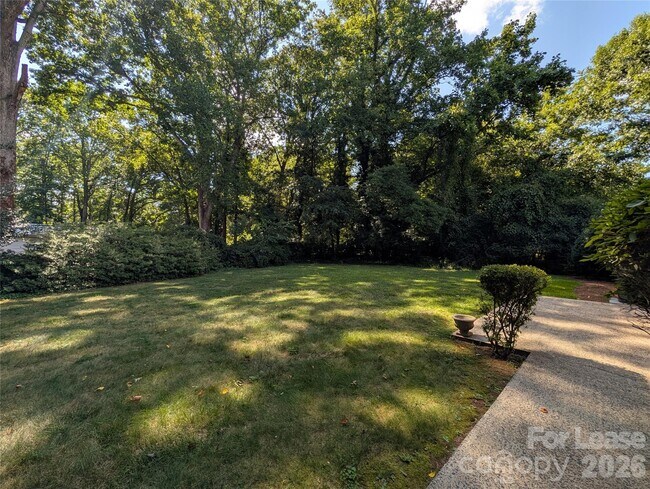 Building Photo - 103 Abingdon Cir