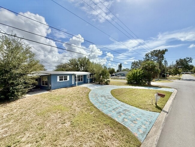 Building Photo - 9401 88th Way N