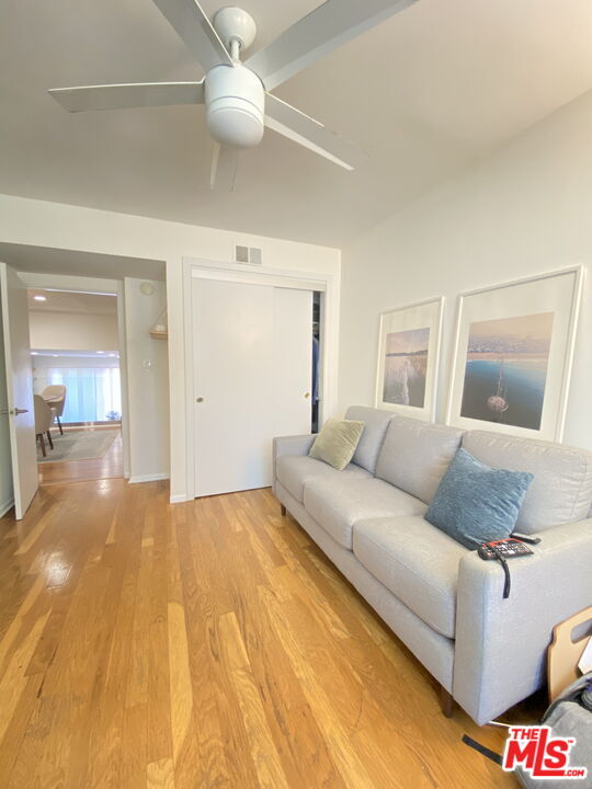 Building Photo - 4760 La Villa Marina