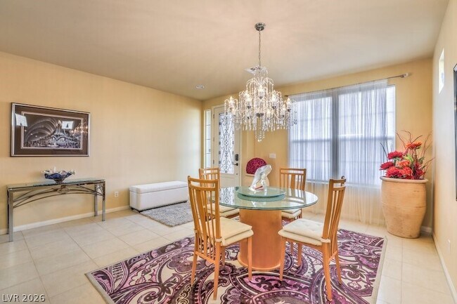 Building Photo - 6437 Grand Mayne Ct